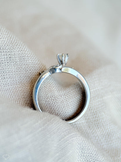 Vintage Diamond Engagement & Wedding Rings, Round Cut, 14k White Gold, 1990s Floral Bridal Set