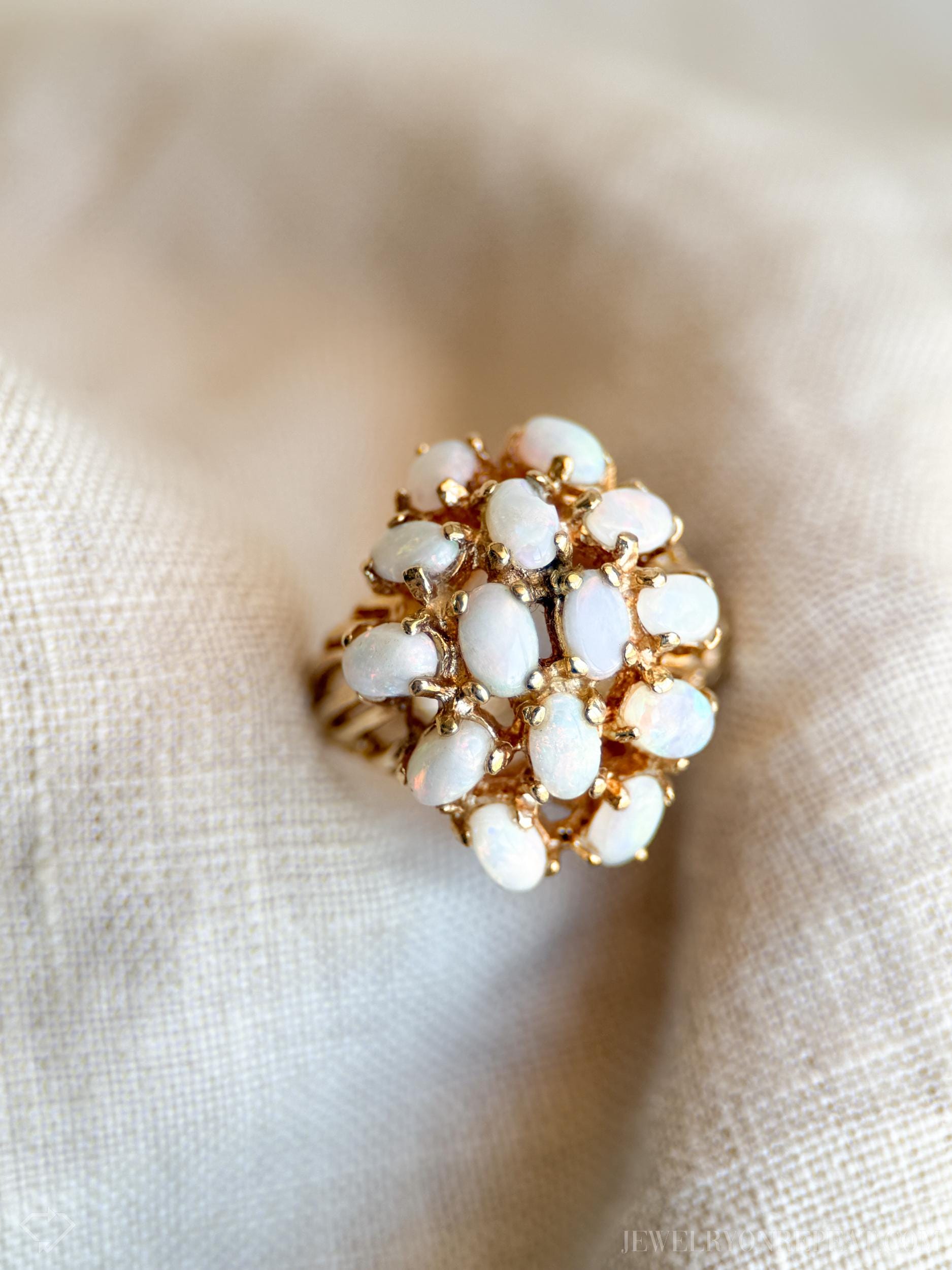 Vintage Opal Cluster Ring in 14k Gold, Antique Jewelry from the 1970s - Timeless, Sustainable, @JewelryOnRepeat