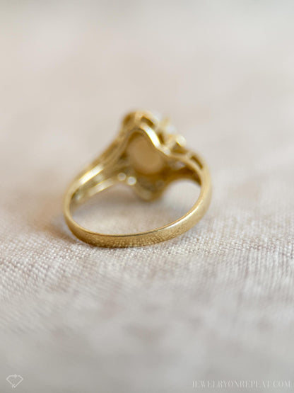 Vintage 1990s Opal & Diamond Ring in 14k Gold