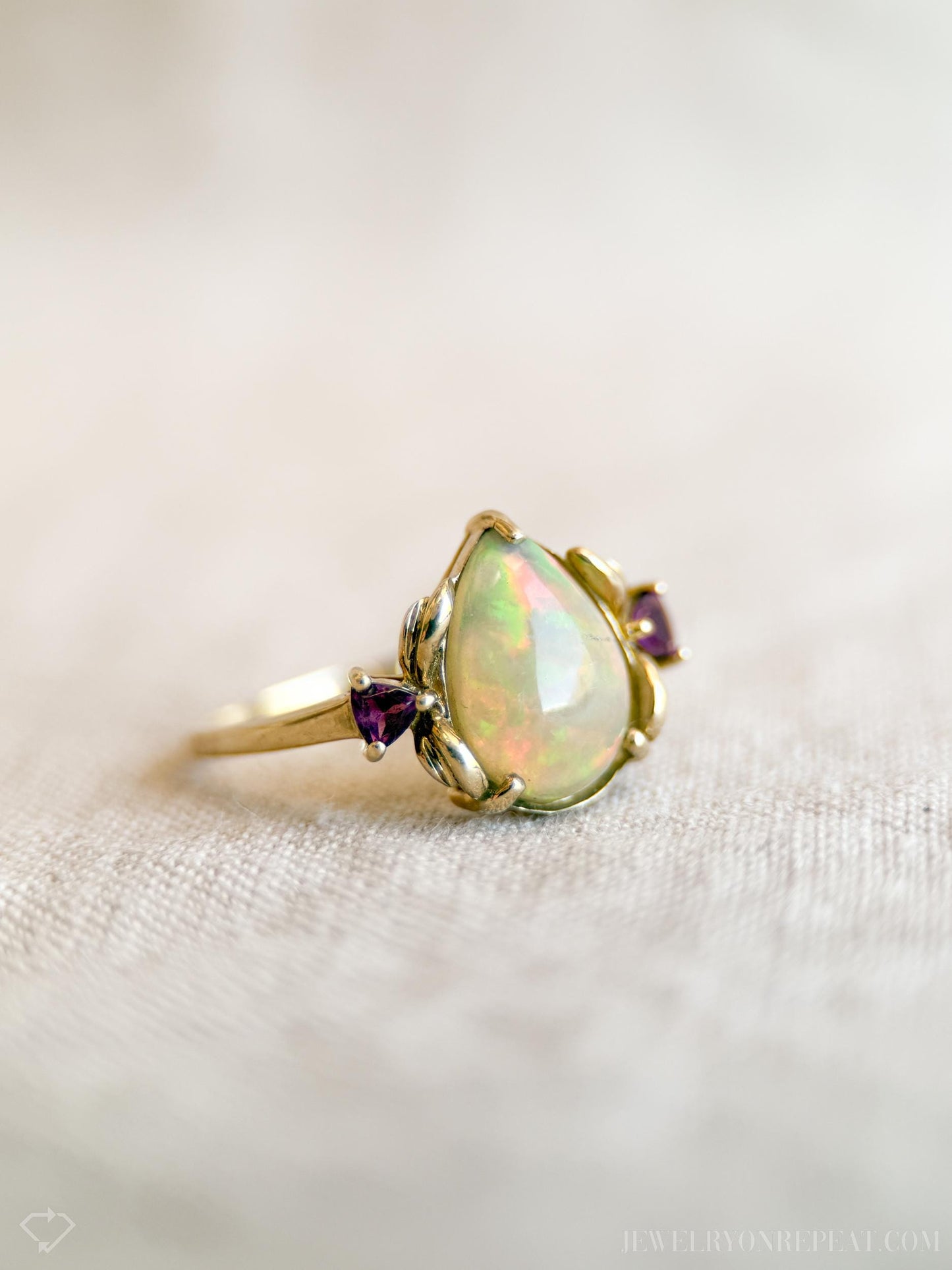 Vintage Pear Cut Opal and Garnet Ring in 14k Gold, Antique Jewelry from the 1990s - Timeless, Sustainable, @JewelryOnRepeat