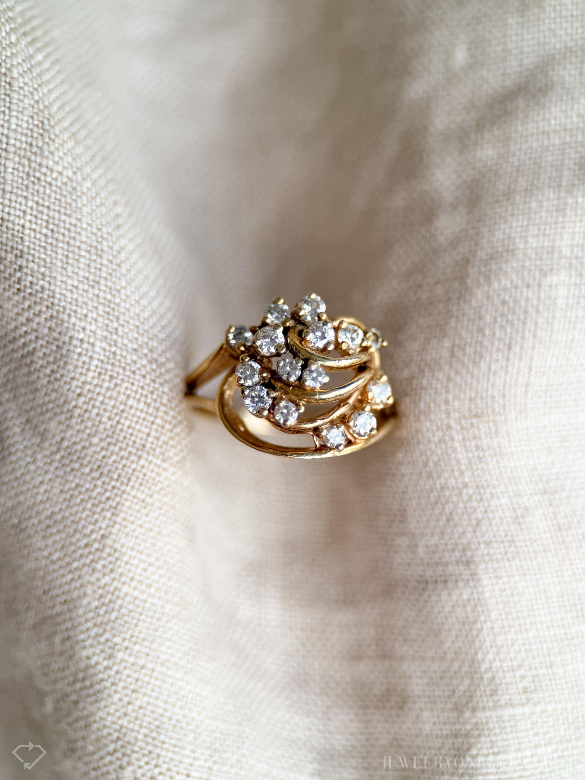 Vintage Diamond Cluster Ring in 14k Gold, Vintage Jewelry from the 1990s - Timeless, Sustainable, @JewelryOnRepeat