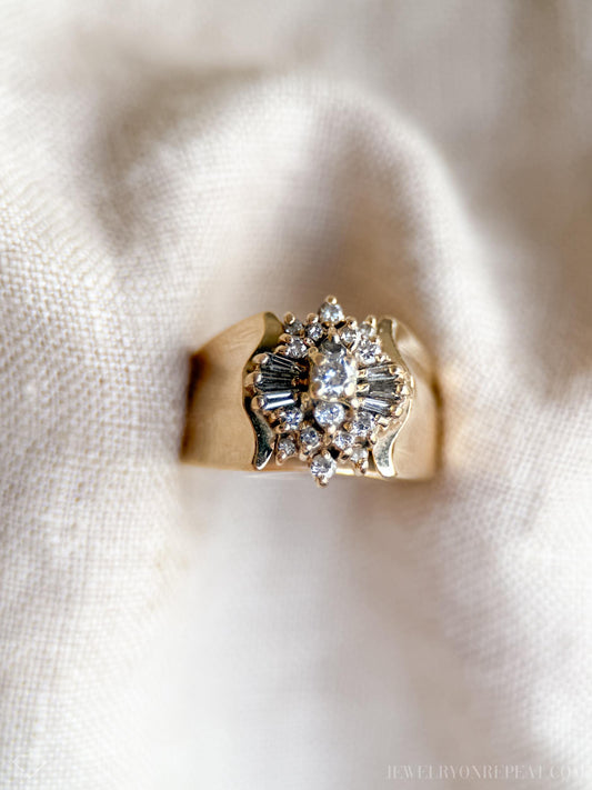 Vintage Diamond Sunburst Cluster Halo Ring in 14k Gold, Retro Jewelry from the 1970s - Timeless, Sustainable, @JewelryOnRepeat
