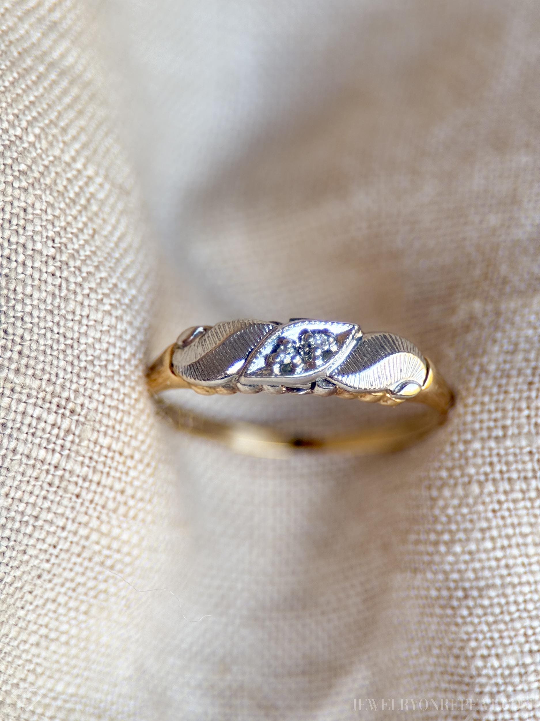 Vintage 1930s Diamond Wedding Band in 14k Gold