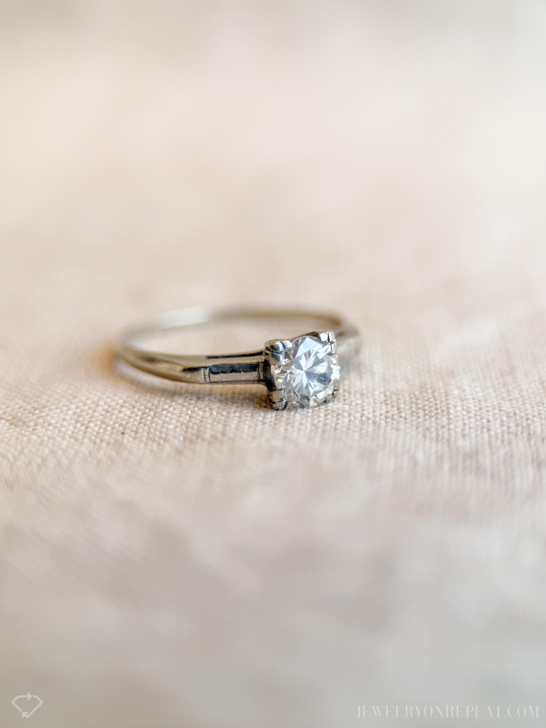 Vintage Art Deco Diamond Solitaire Engagement Ring in 14k Gold, Antique Jewelry from the 1950s - Timeless, Sustainable, @JewelryOnRepeat