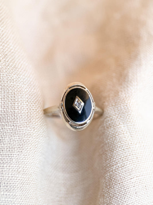 Vintage Onyx and Diamond Ring in 14k White Gold, Antique Jewelry from the 1940s - Timeless, Sustainable, @JewelryOnRepeat