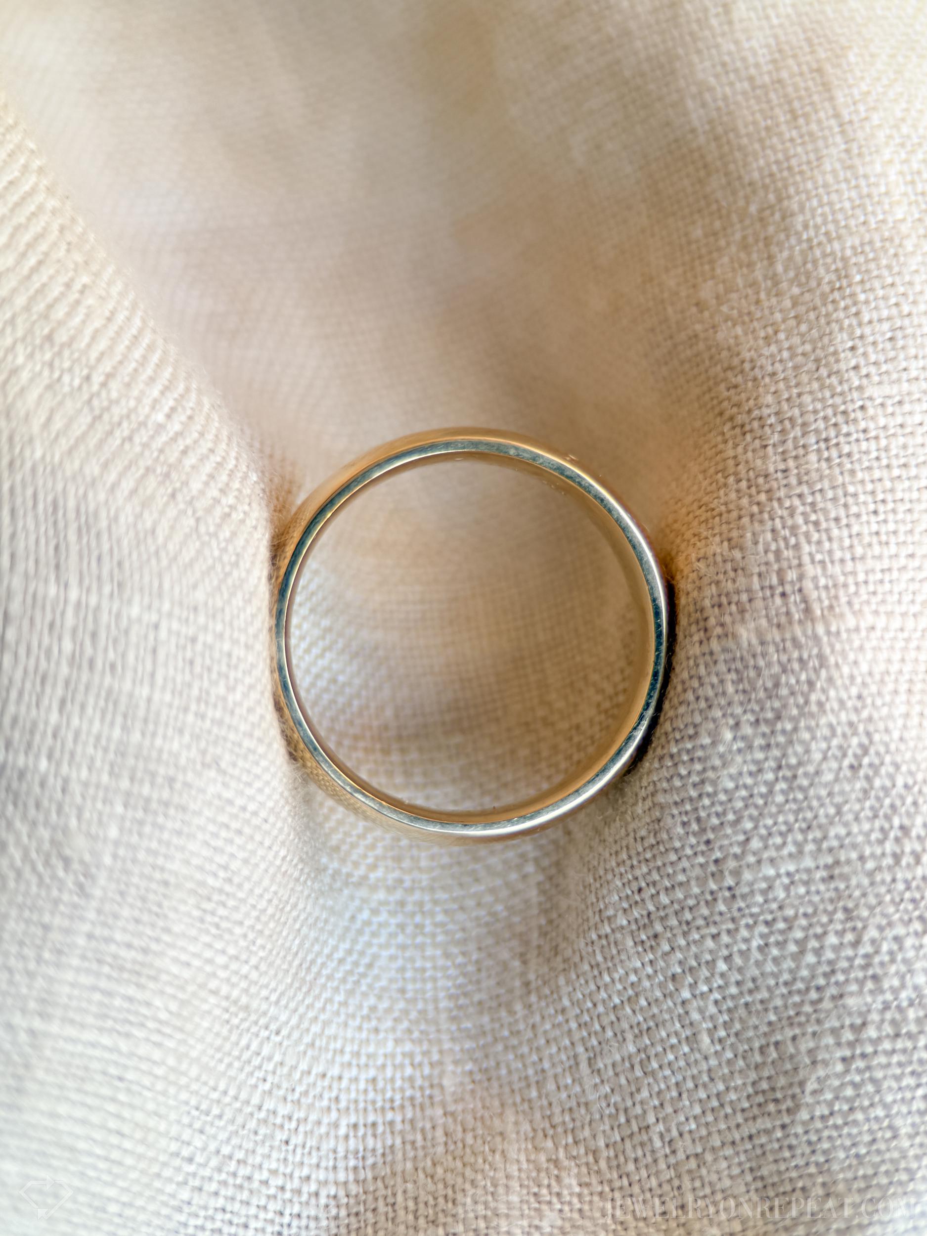 Vintage Gold Wedding Band, 14k Gold, Classic Comfort Fit Minimalist Ring