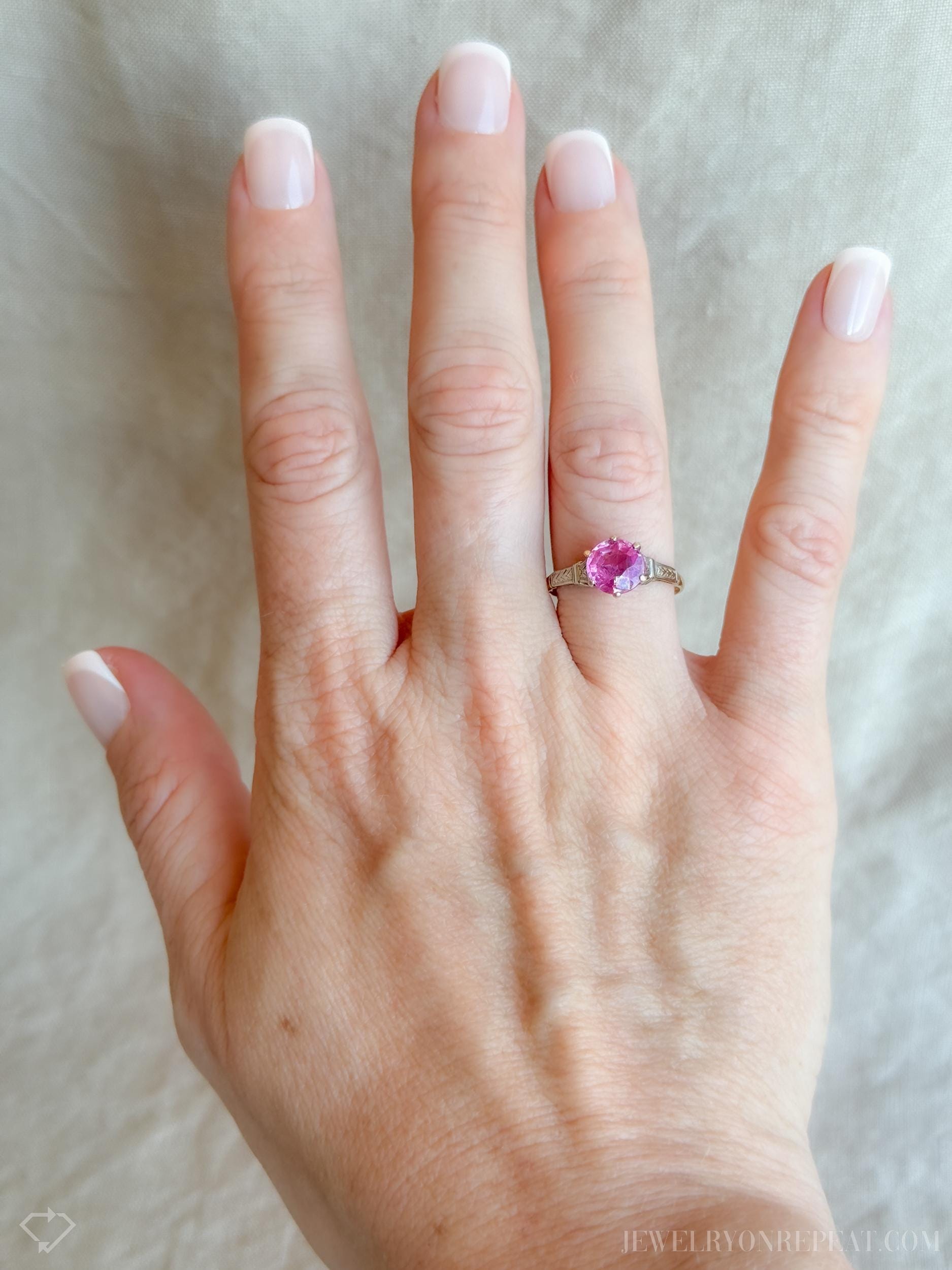 Vintage Art Deco Pink Sapphire Gemstone Solitaire Ring in 10k Gold, Antique Jewelry from the 1930s - Timeless, Sustainable, @JewelryOnRepeat