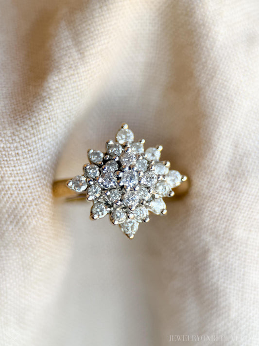Vintage Diamond Cluster Ring in 14k Gold, Vintage Jewelry from the 1990s - Timeless, Sustainable, @JewelryOnRepeat