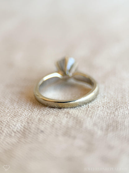 Vintage Diamond Engagement Ring, Round Cut, 14k White Gold, Classic Solitaire Bridal Ring