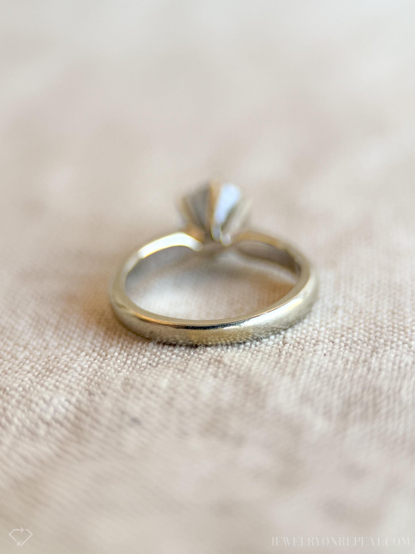 Vintage Diamond Engagement Ring, Round Cut, 14k White Gold, Classic Solitaire Bridal Ring