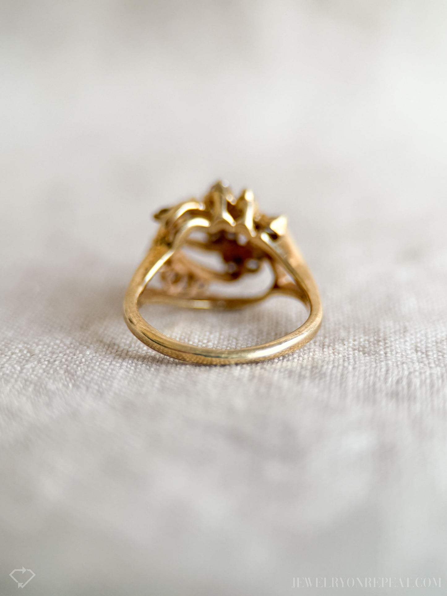Vintage Diamond Cluster Ring in 14k Gold, Vintage Jewelry from the 1990s - Timeless, Sustainable, @JewelryOnRepeat