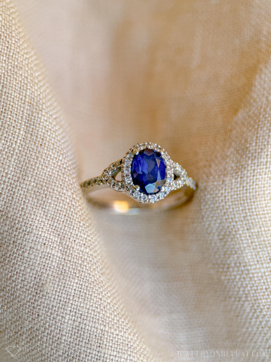 Vintage Oval Blue Sapphire Diamond Halo Ring in 10k White Gold, Retro Jewelry from the 1990s - Timeless, Sustainable, @JewelryOnRepeat