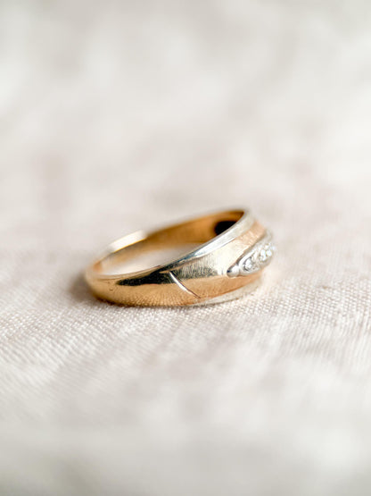 Vintage Diamond Wedding Band, 14k Gold Dome Textured Art Deco 1940s Ring