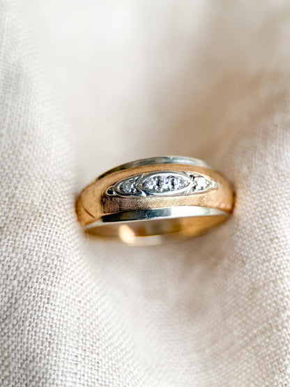Vintage Diamond Wedding Band, 14k Gold Dome Textured Art Deco 1940s Ring