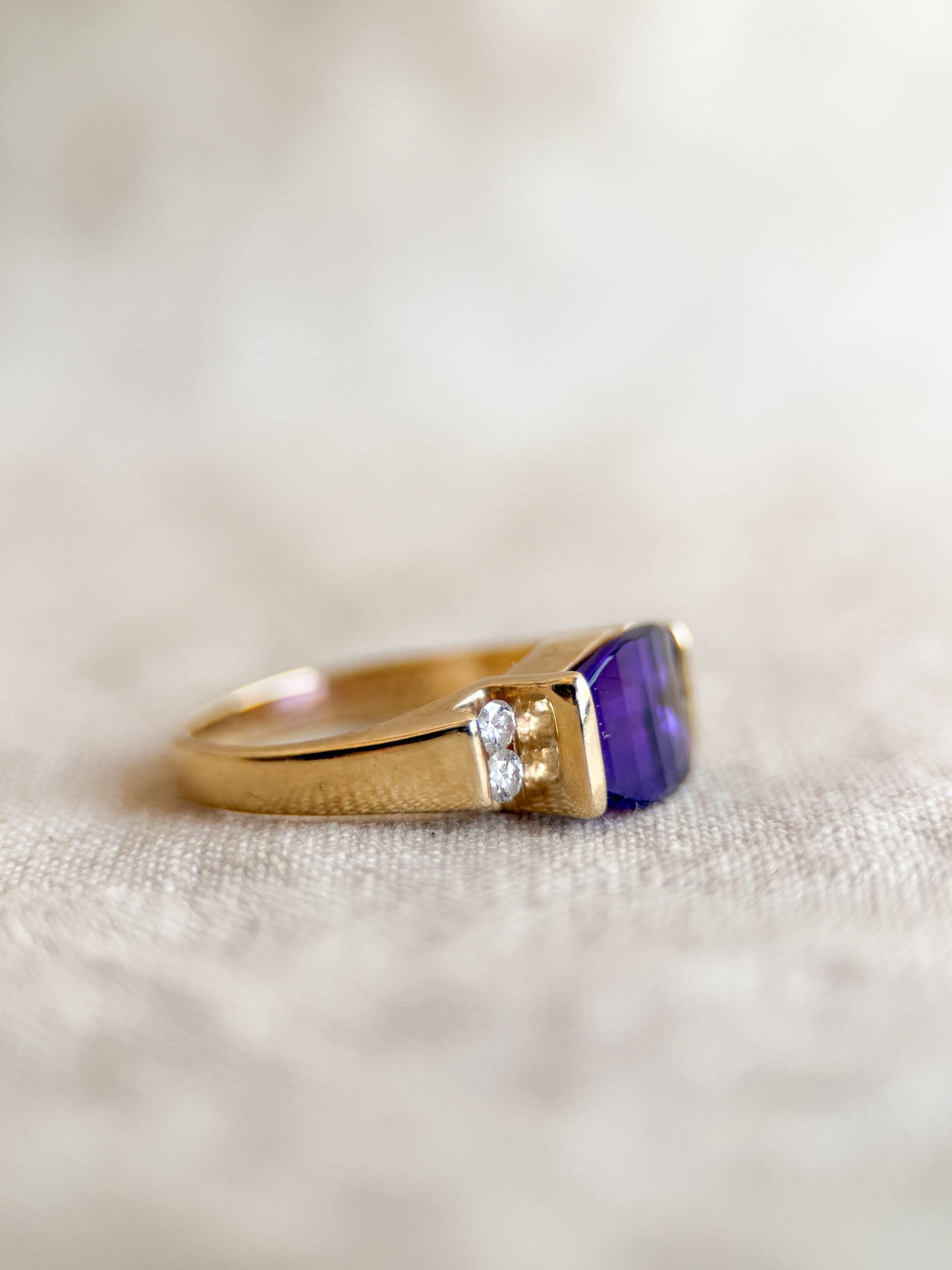 Vintage 1990s Purple Amethyst & Diamond Ring in 14k Gold