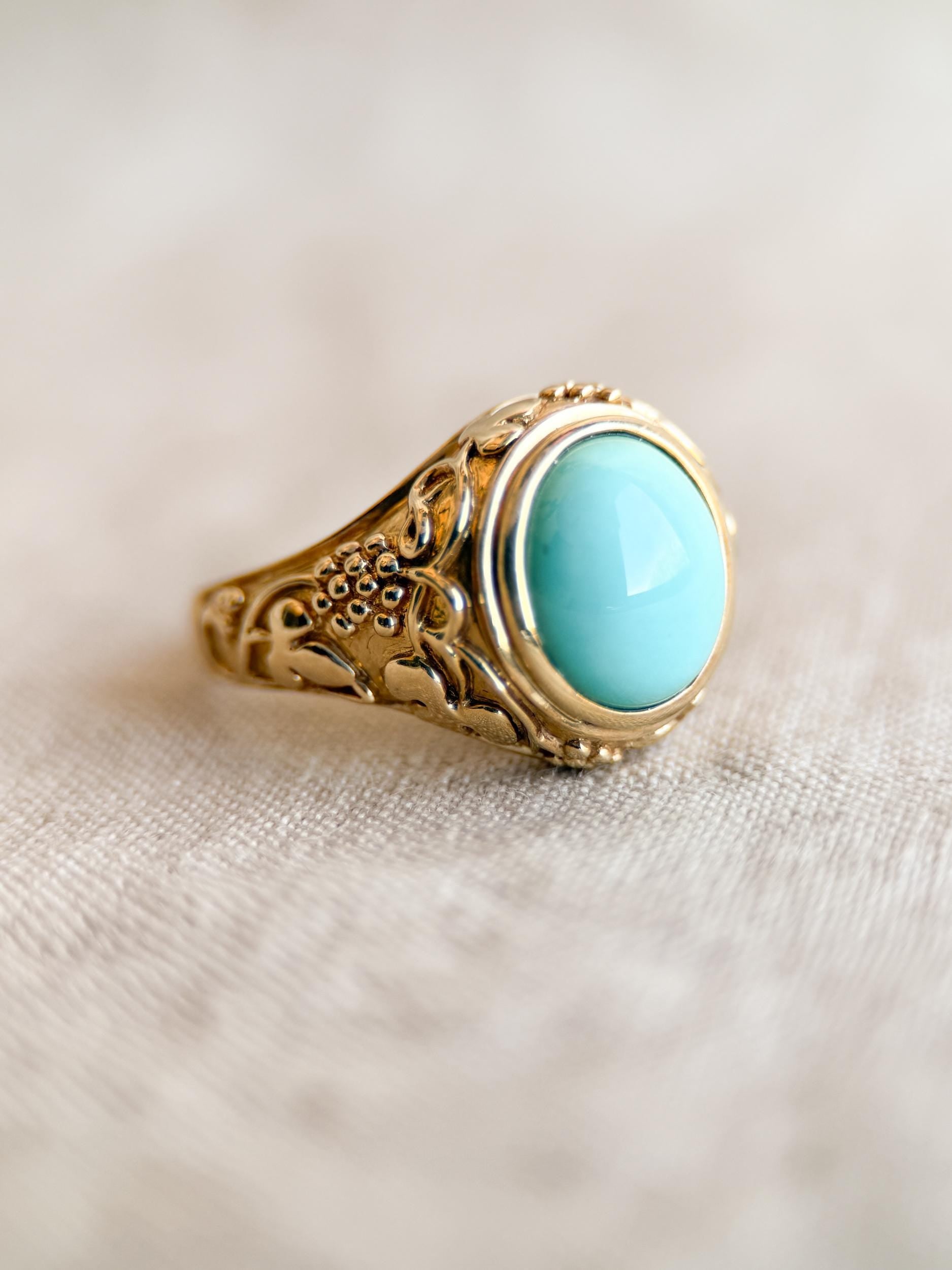 Vintage Turquoise Ring, 14k Gold, Filigree Oval Bezel Statement Ring, Era Bold Jewelry