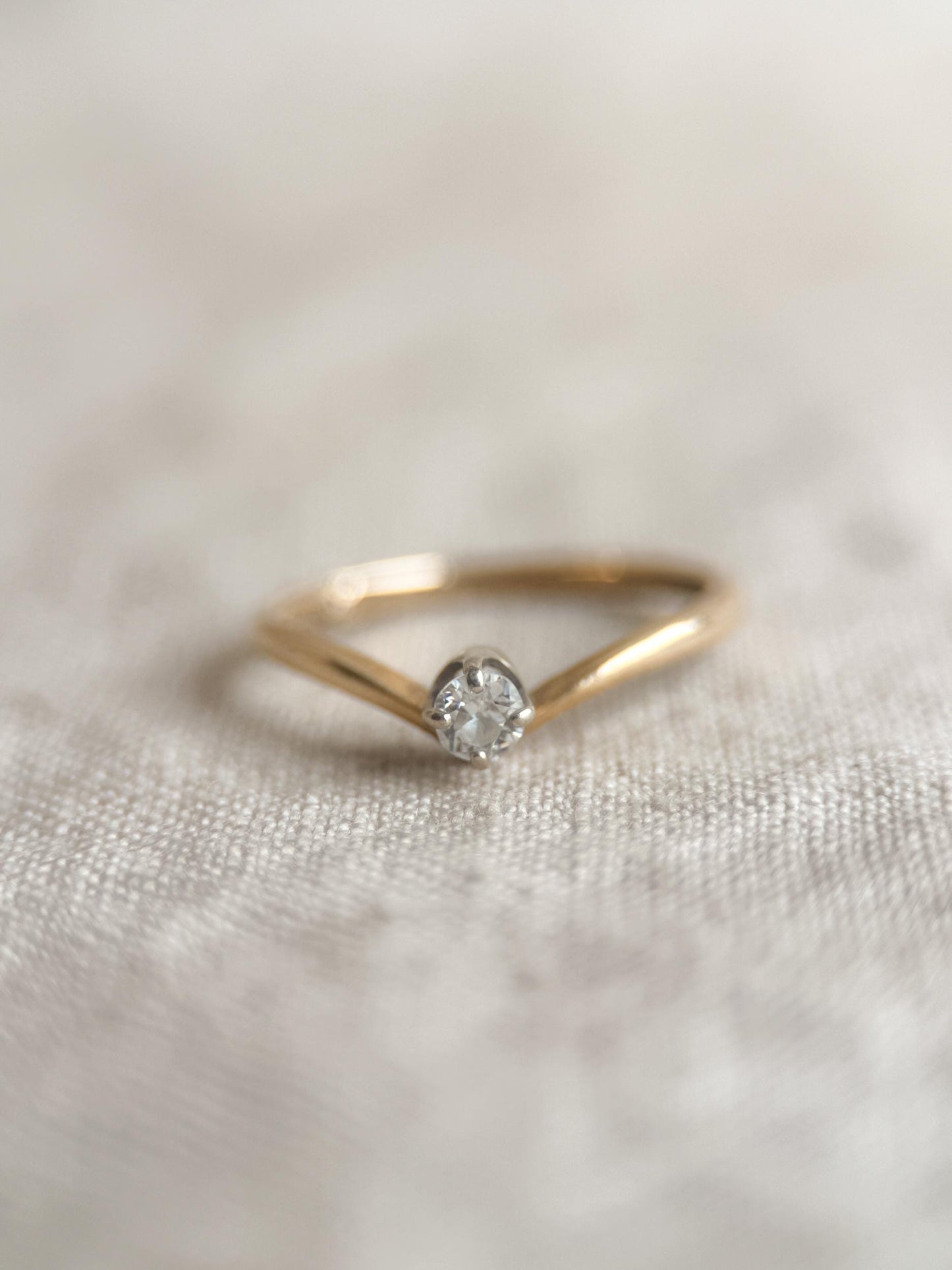 Antique Diamond Engagement Ring, Round Cut, 14k Gold, 1920s Solitaire Chevron Bridal Ring
