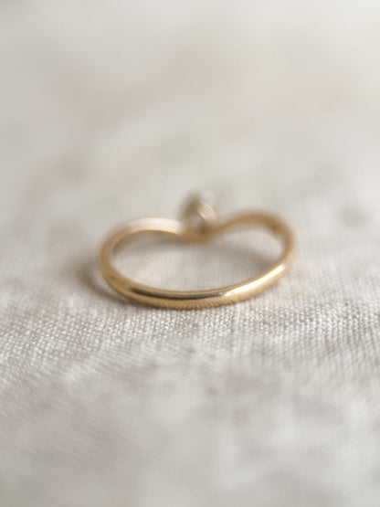 Antique Diamond Engagement Ring, Round Cut, 14k Gold, 1920s Solitaire Chevron Bridal Ring