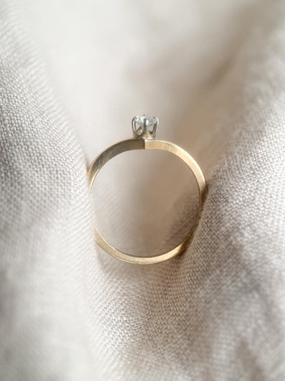Antique Diamond Engagement Ring, Round Cut, 14k Gold, 1920s Solitaire Chevron Bridal Ring