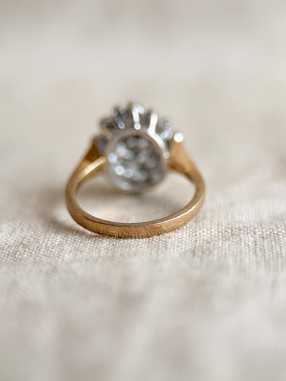 Vintage 1970s Diamond Cluster Ring in 14k Gold - Timeless Sustainability • Vintage Fine Jewelry