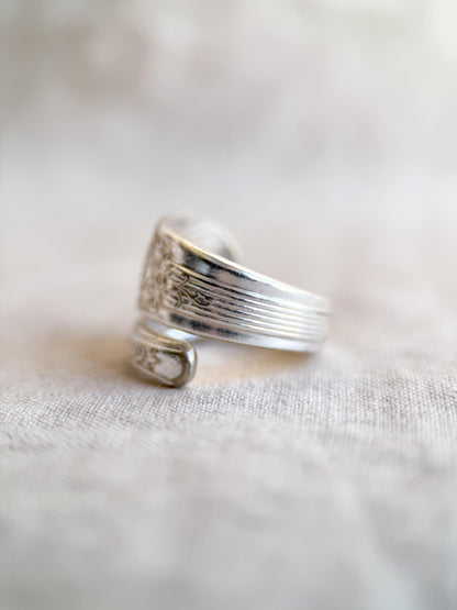 Vintage Sterling Silver Floral Spoon Ring, Statement Jewelry US 9