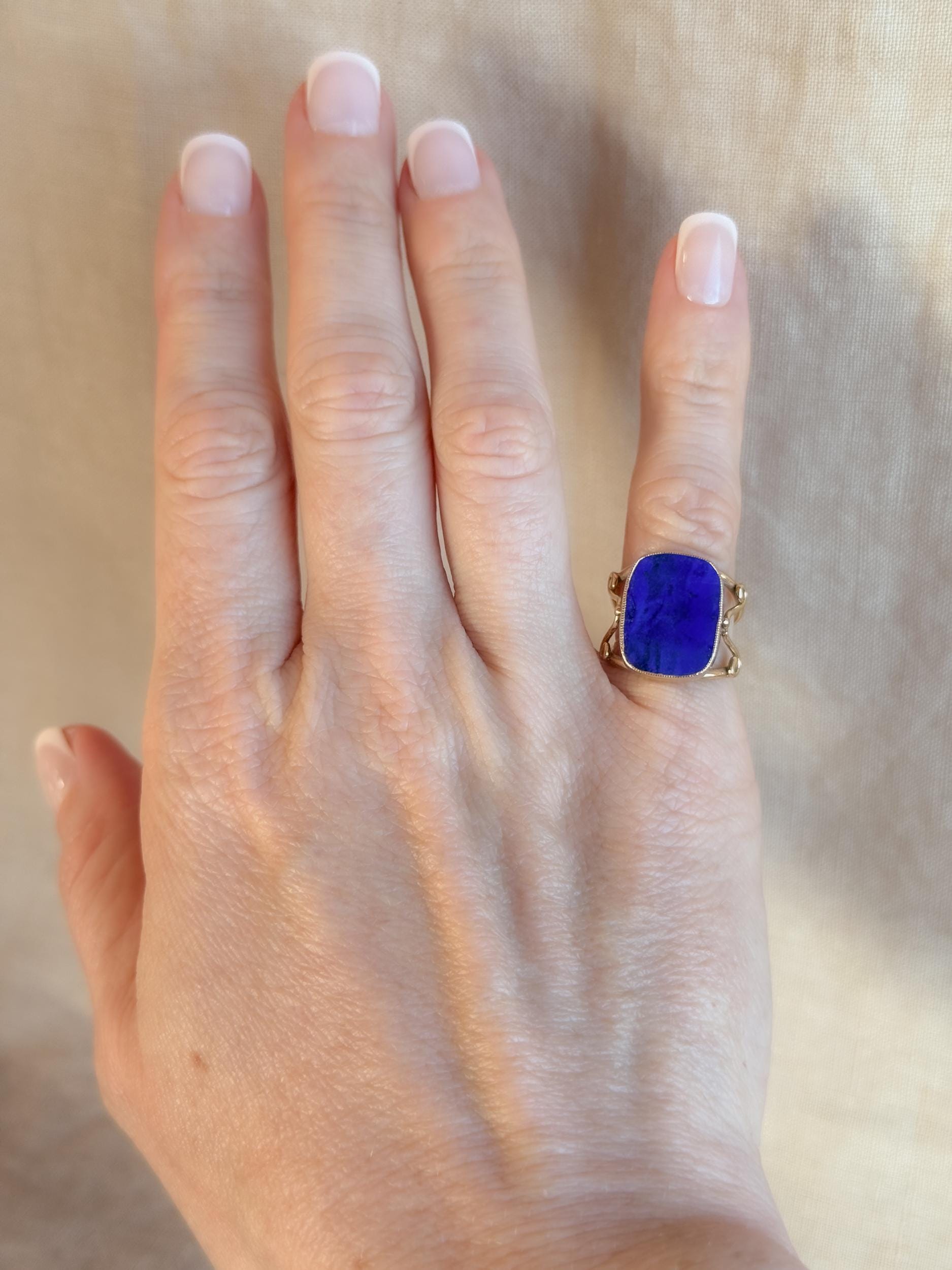 Vintage 1970s Lapis Lazuli Gemstone Ring in 14k Gold