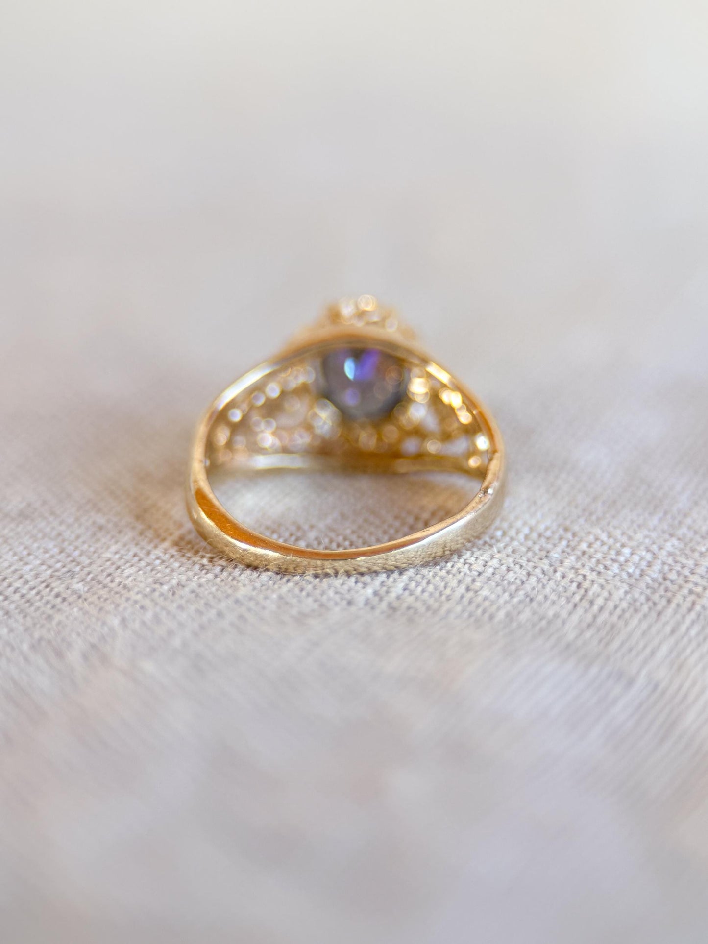 Vintage 1960s Mystic Topaz Gemstone Ring in 14k Gold