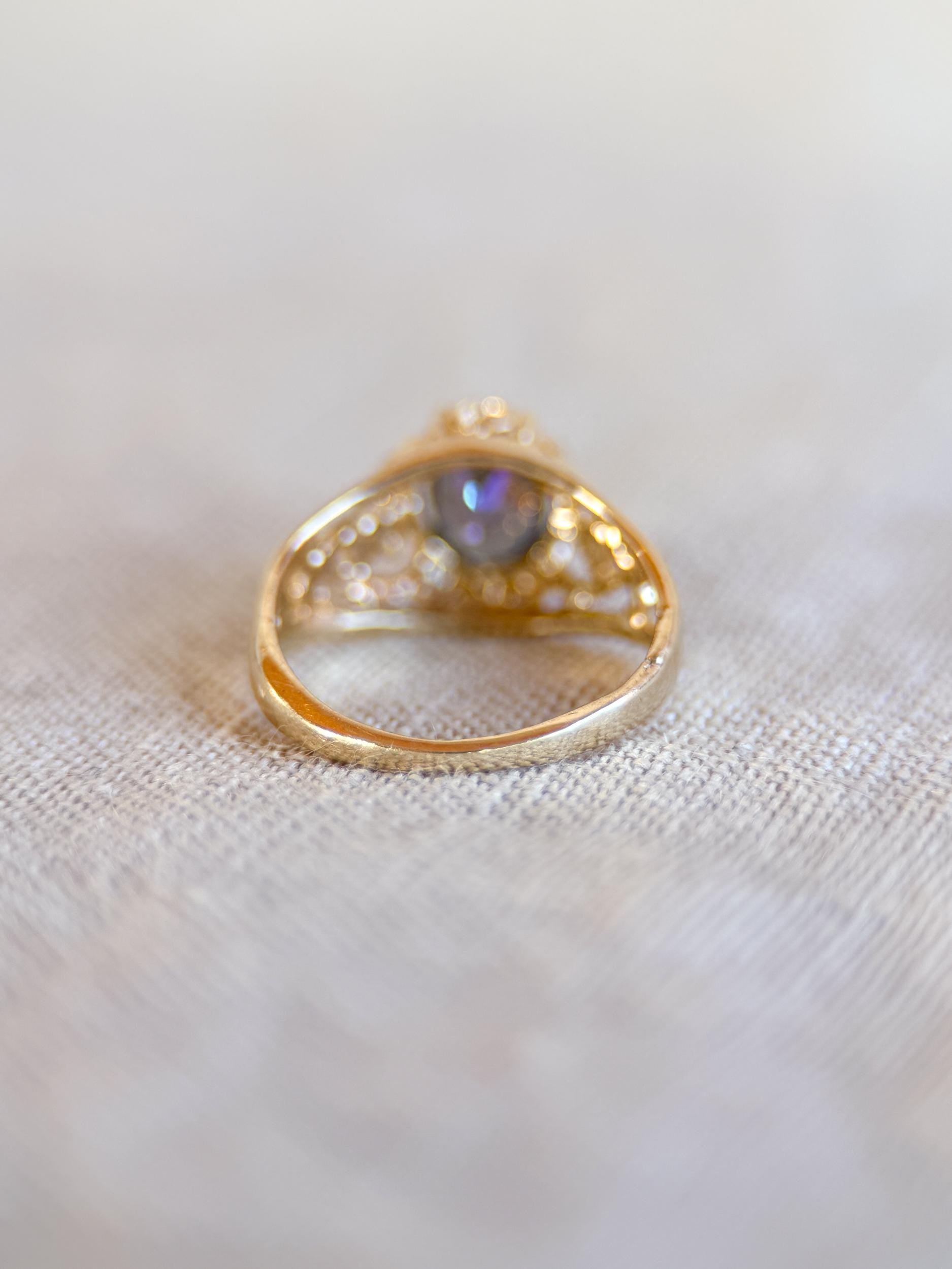 Vintage 1960s Mystic Topaz Gemstone Ring in 14k Gold
