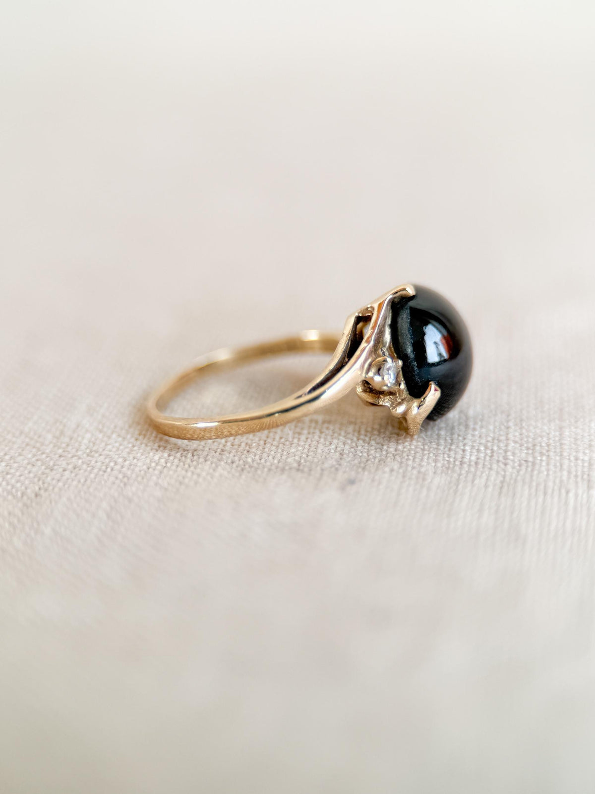 Vintage 1990s Star Diopside Gemstone Ring in 14k Gold