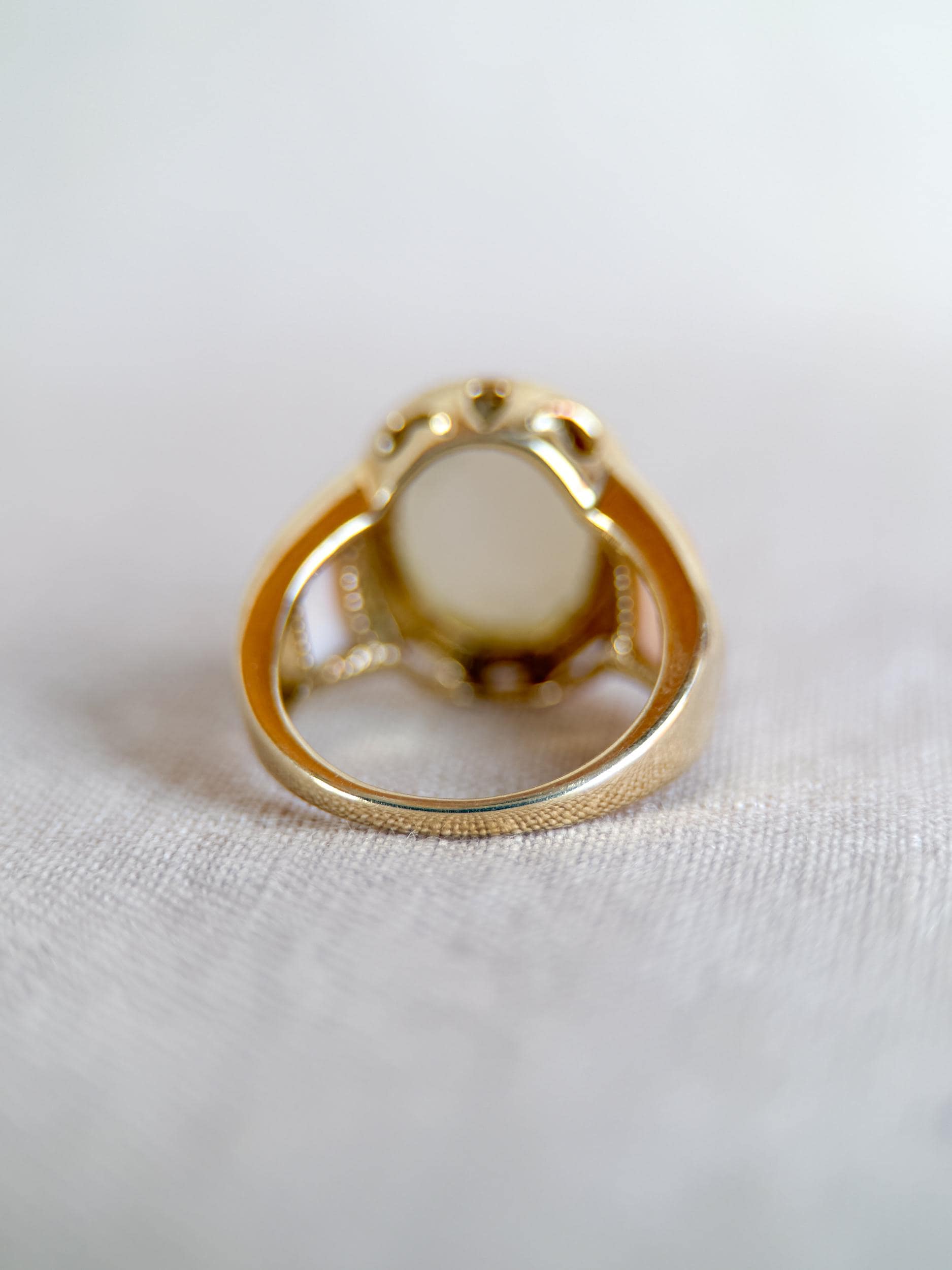 Vintage 1990s Druzy Quartz & Mother of Pearl Ring in 14k