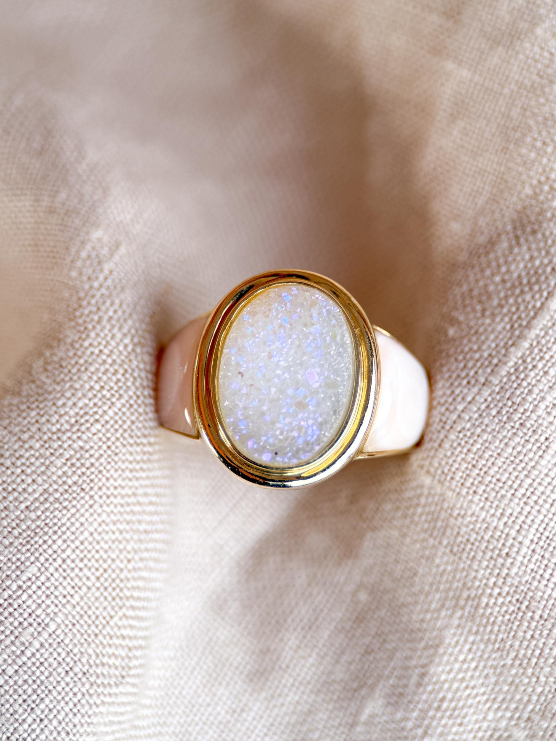 Vintage 1990s Druzy Quartz & Mother of Pearl Ring in 14k