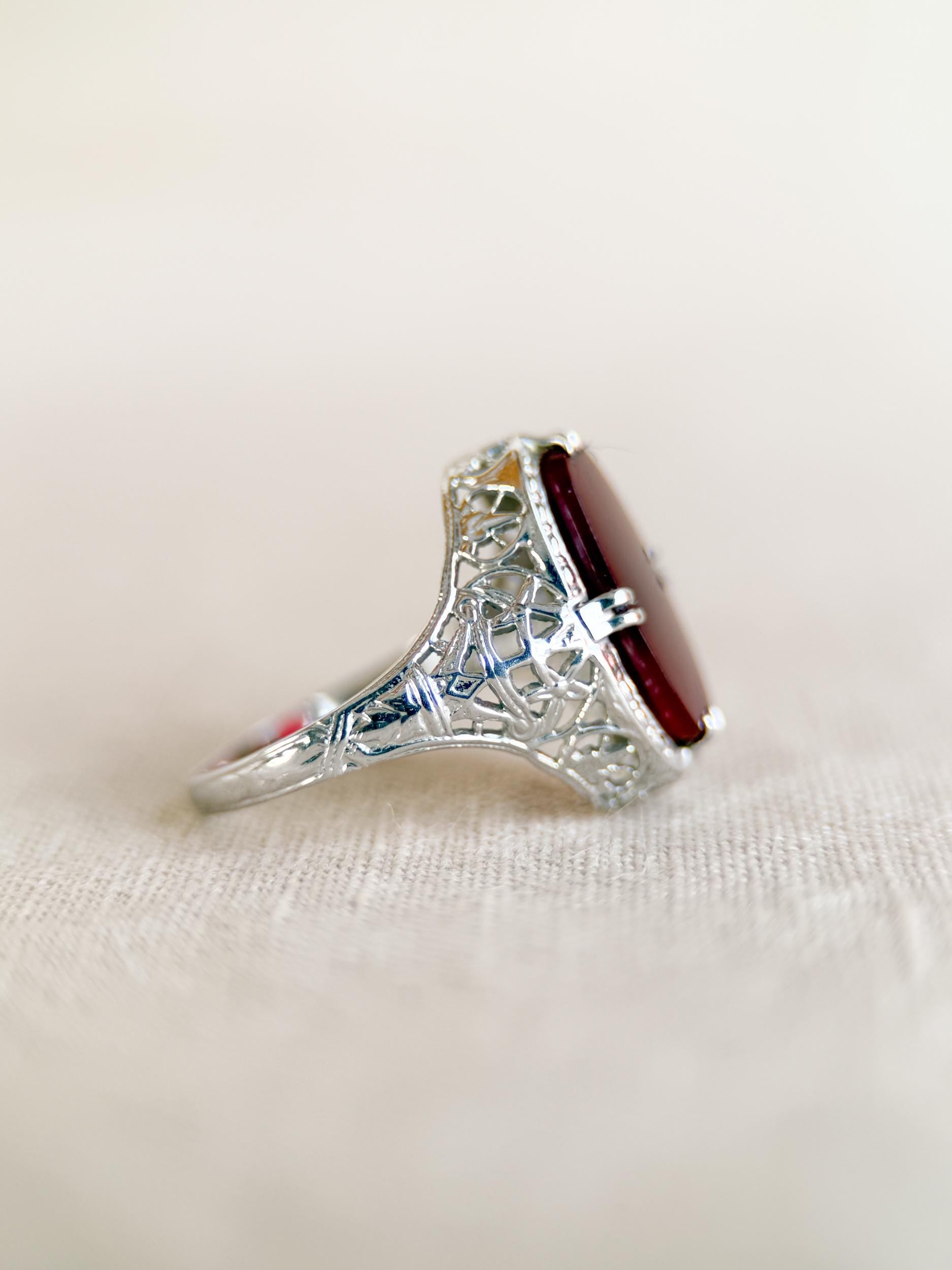 Vintage 1940s Carnelian Gemstone Ring in 14k White Gold