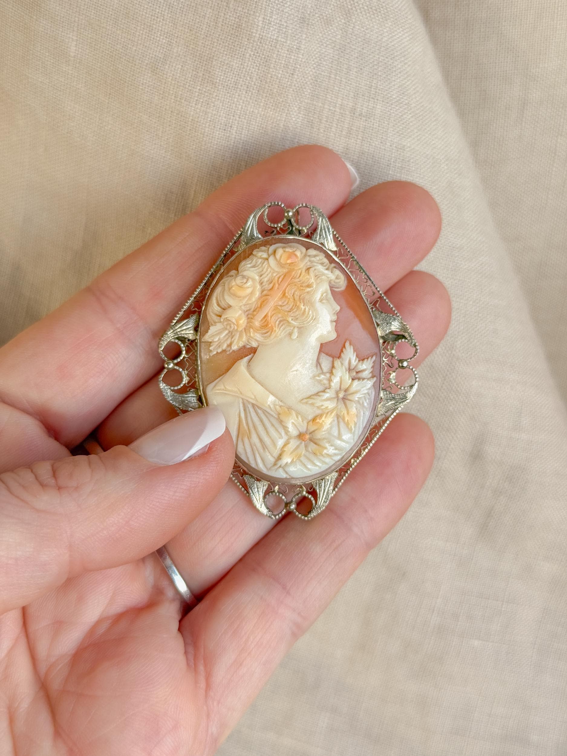 Vintage 1920s Cameo Brooch Pendant in 14k White Gold
