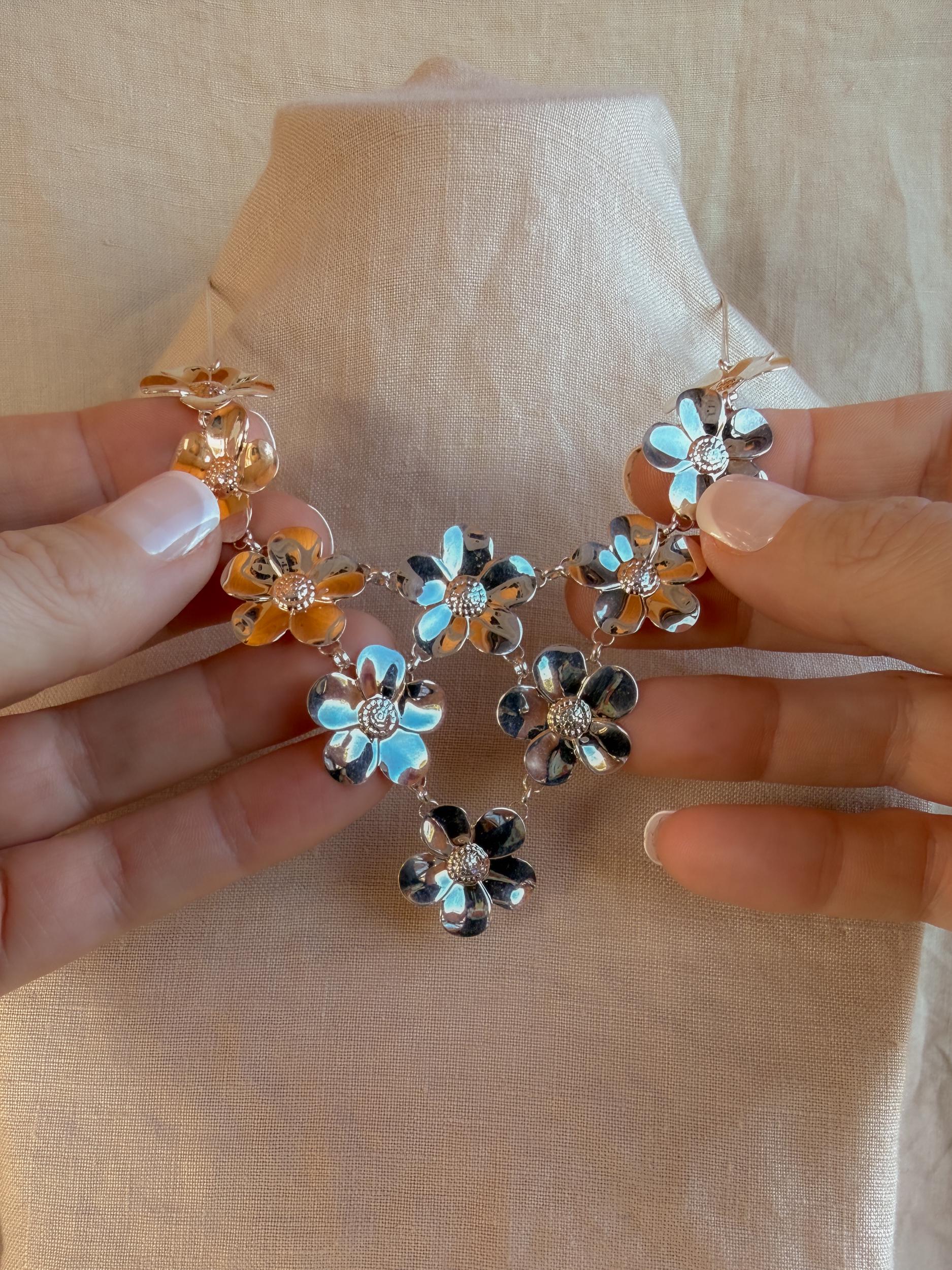 Vintage 1990s Floral Collar Bib Necklace in Sterling Silver