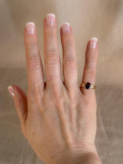 Vintage 1990s Garnet and Diamond Ring in 14k Gold