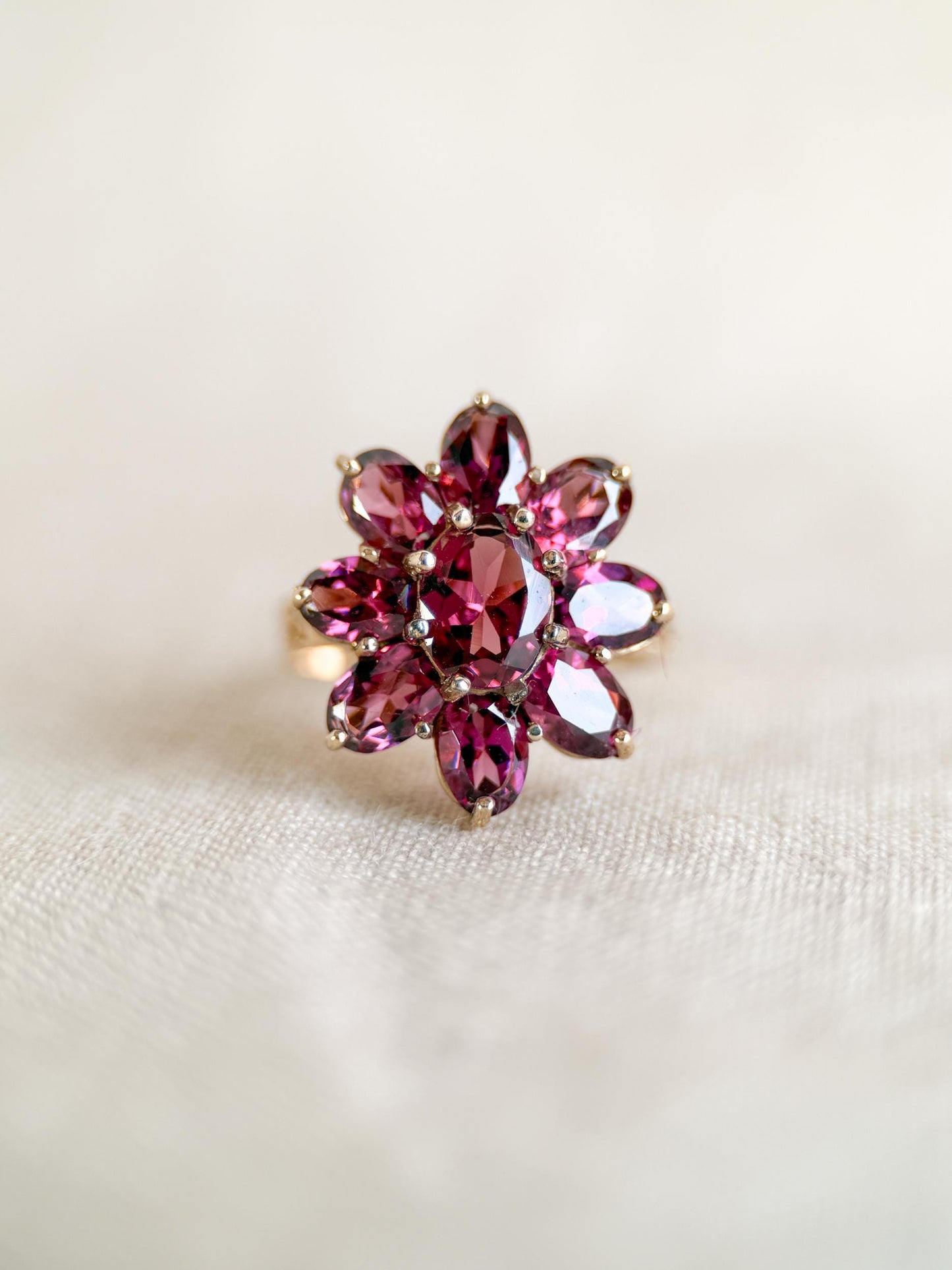 Vintage 1990s Rhodolite Garnet Cluster Ring in 10k Gold