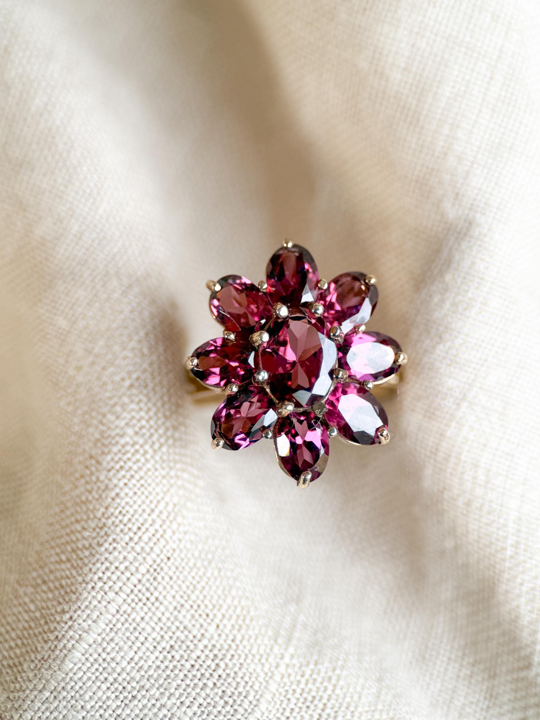 Vintage 1990s Rhodolite Garnet Cluster Ring in 10k Gold