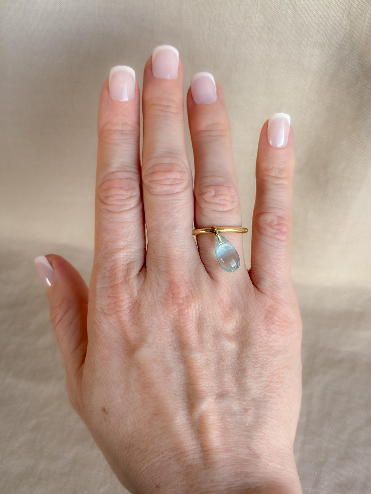 Vintage 1990s Topaz Drop Gemstone Ring in 18k Gold