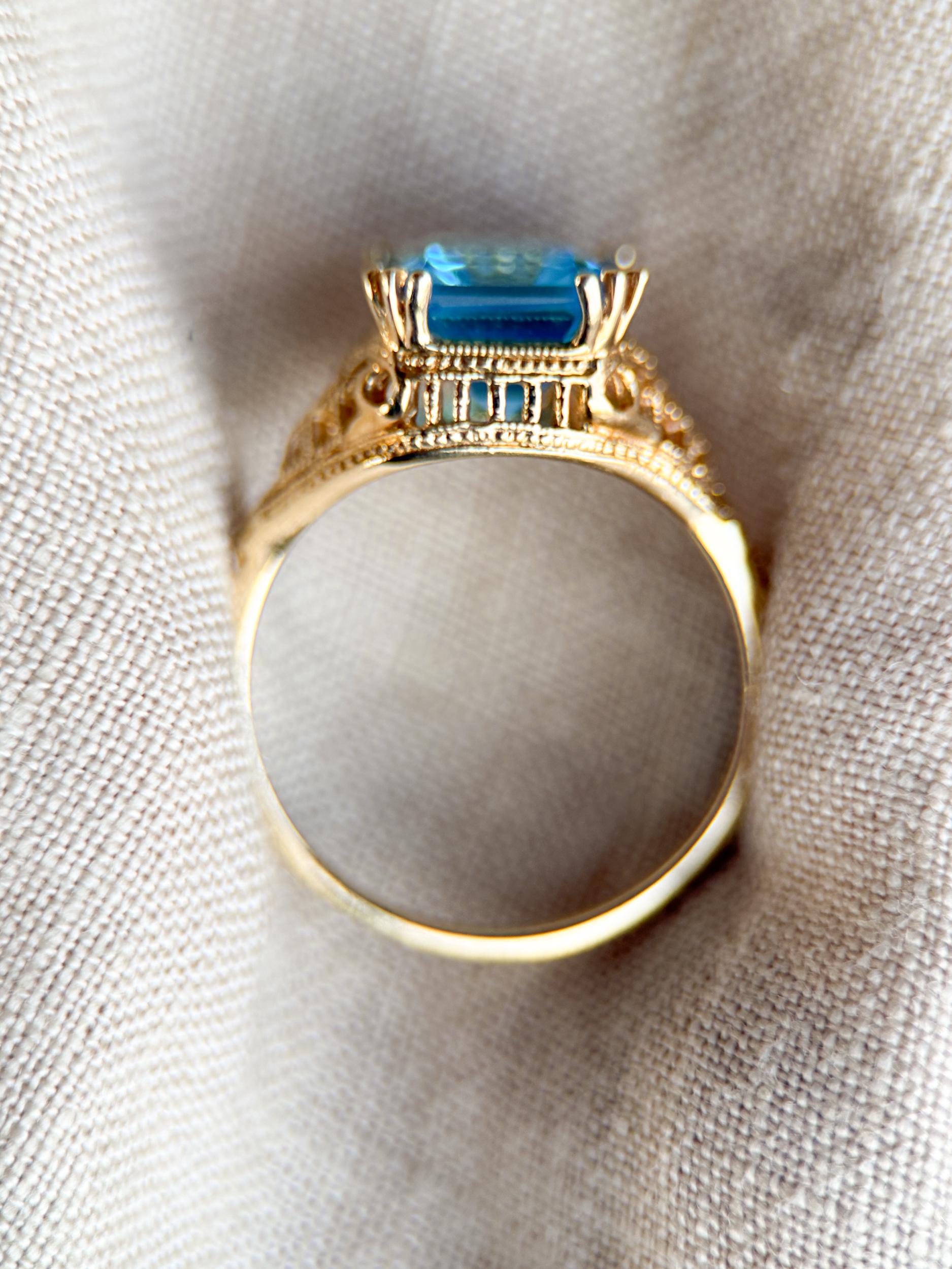 Vintage 1990s Blue Topaz Filigree Gemstone Ring, 14k Gold