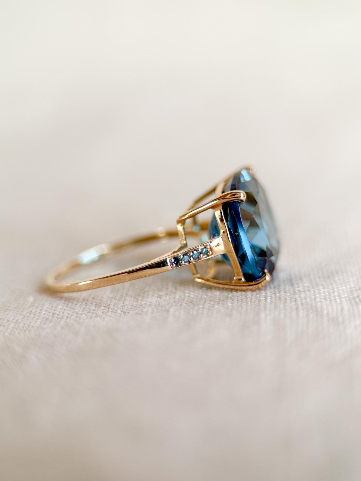 Vintage 1970s Blue Topaz Gemstone Cocktail Ring, 14k Gold