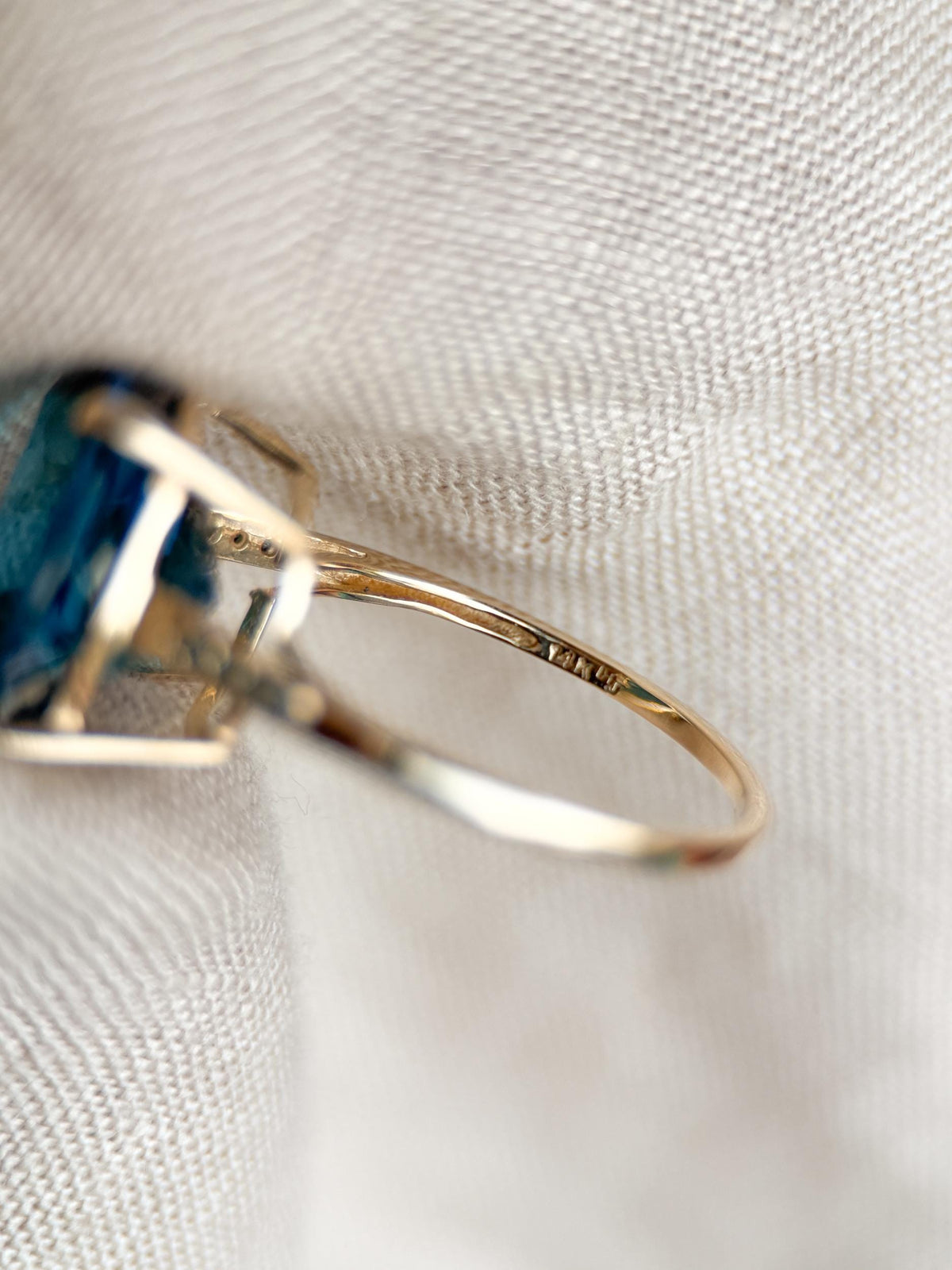Vintage 1970s Blue Topaz Gemstone Cocktail Ring, 14k Gold