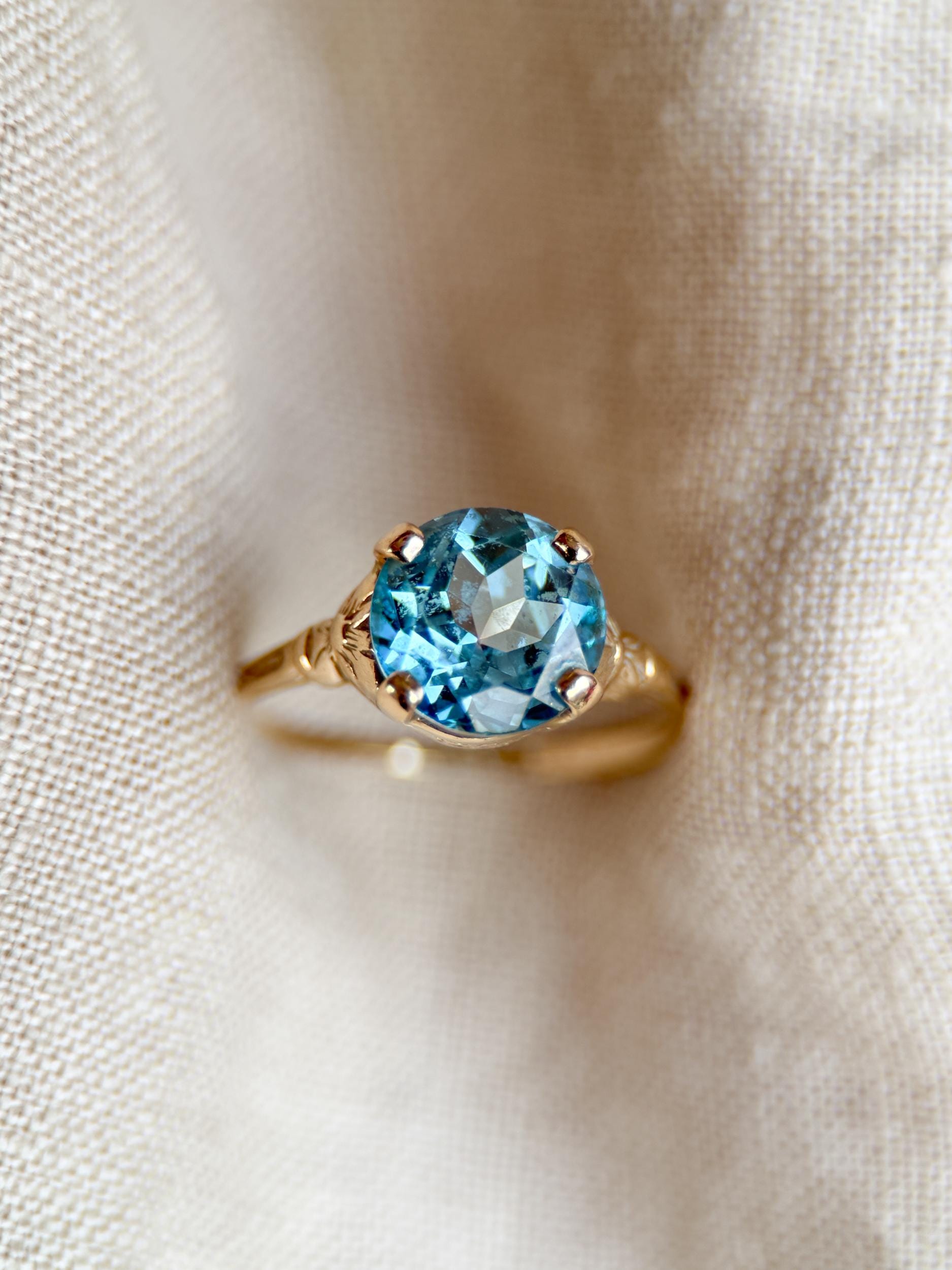 Vintage 1970s Blue Topaz Gemstone Filigree Ring, 14k Gold