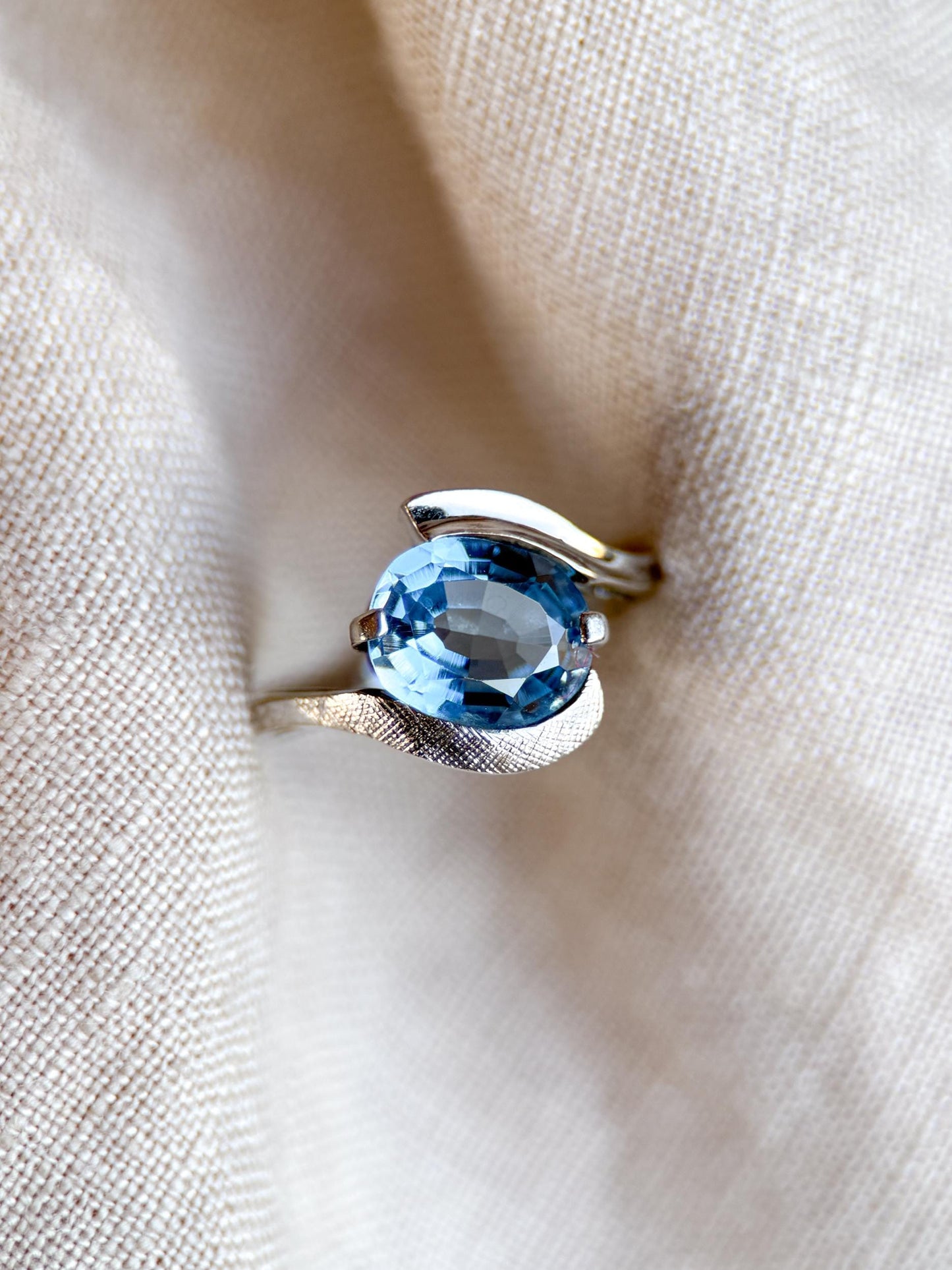 Vintage Spinel Engagement Ring, Oval Cut, 10k White Gold, 1960s Mid-Century Swirl Bridal Ring