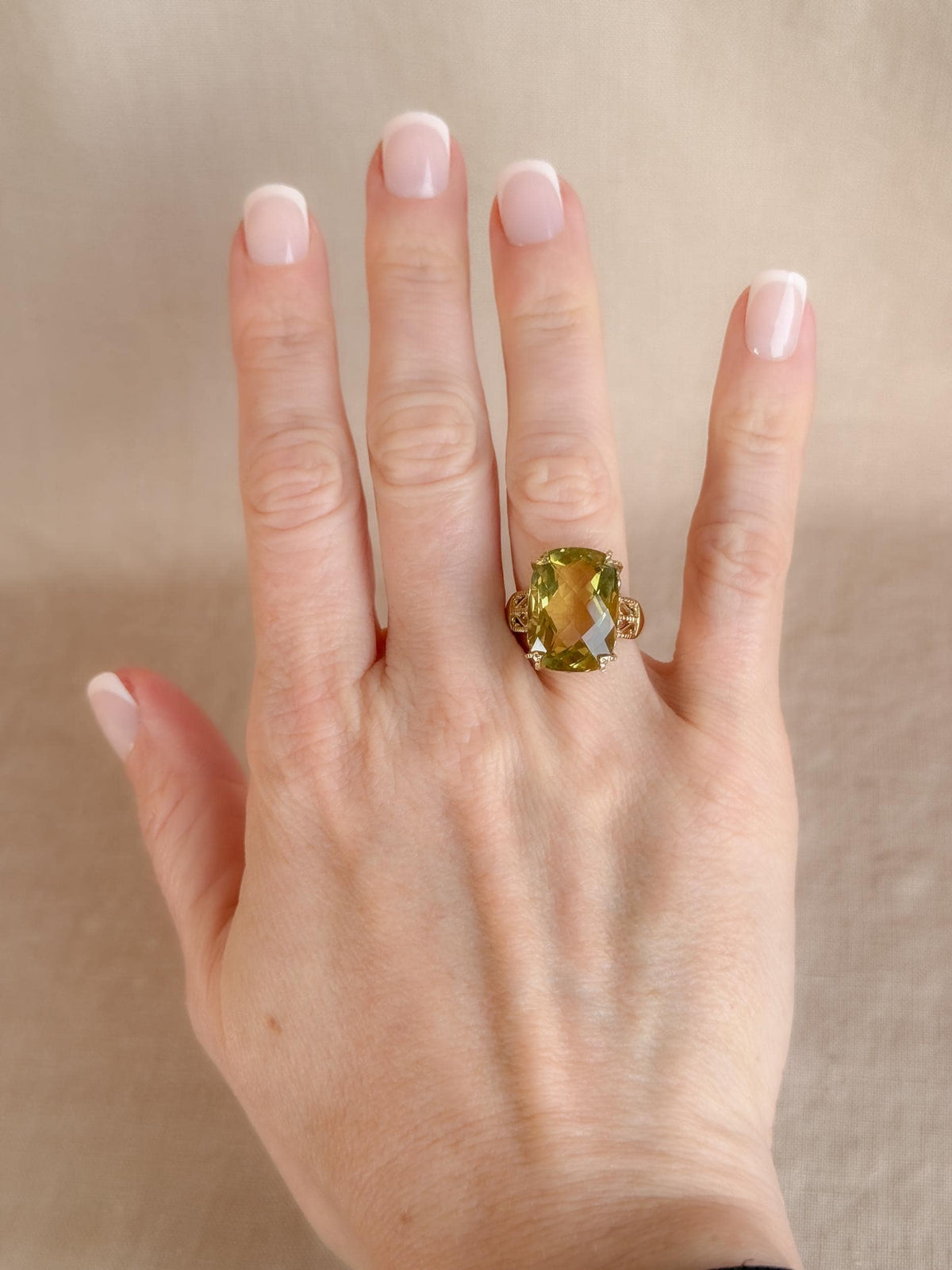 Vintage 1990s Lemon Quartz Gemstone Ring in 10k Gold