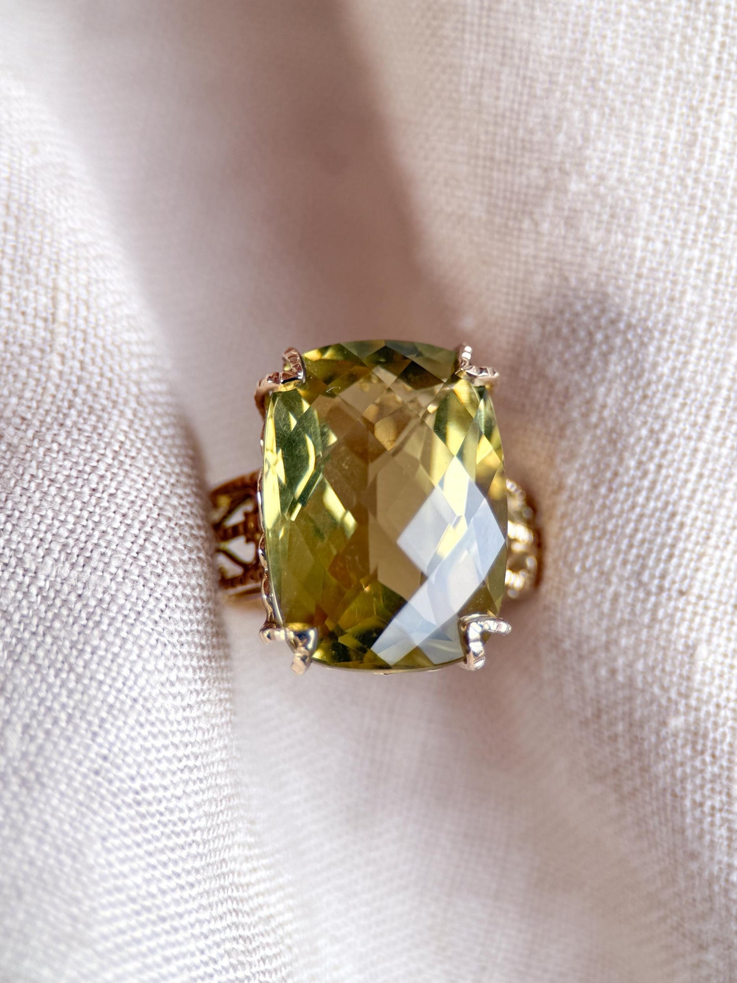 Vintage 1990s Lemon Quartz Gemstone Ring in 10k Gold