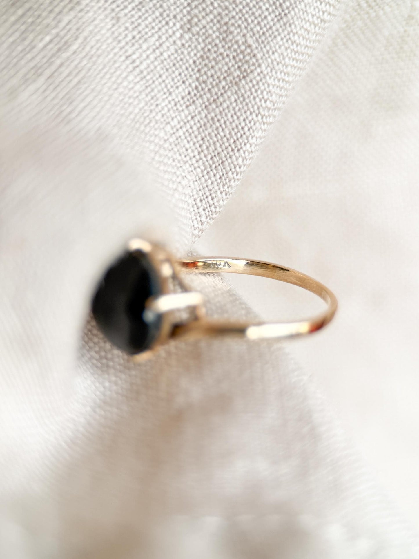 Vintage 1990s Star Diopside Gemstone Ring in 14k Gold