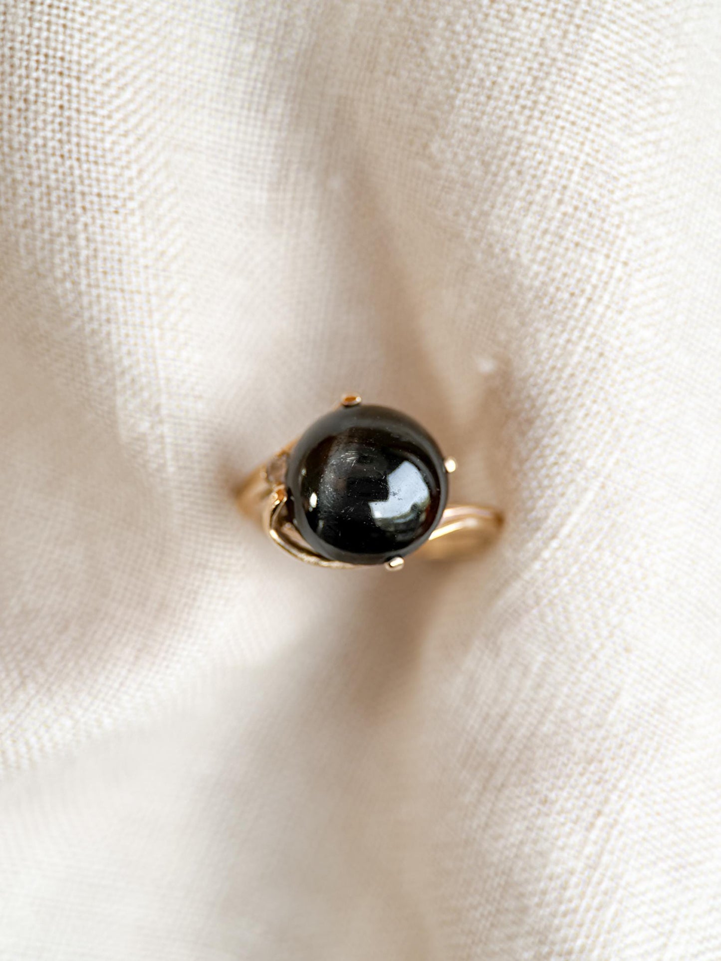 Vintage 1990s Star Diopside Gemstone Ring in 14k Gold