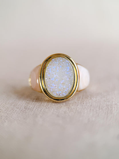 Vintage 1990s Druzy Quartz & Mother of Pearl Ring in 14k