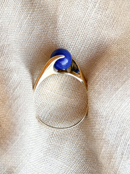 Vintage 1970s Lapis Lazuli Gemstone Ring in 14k Gold