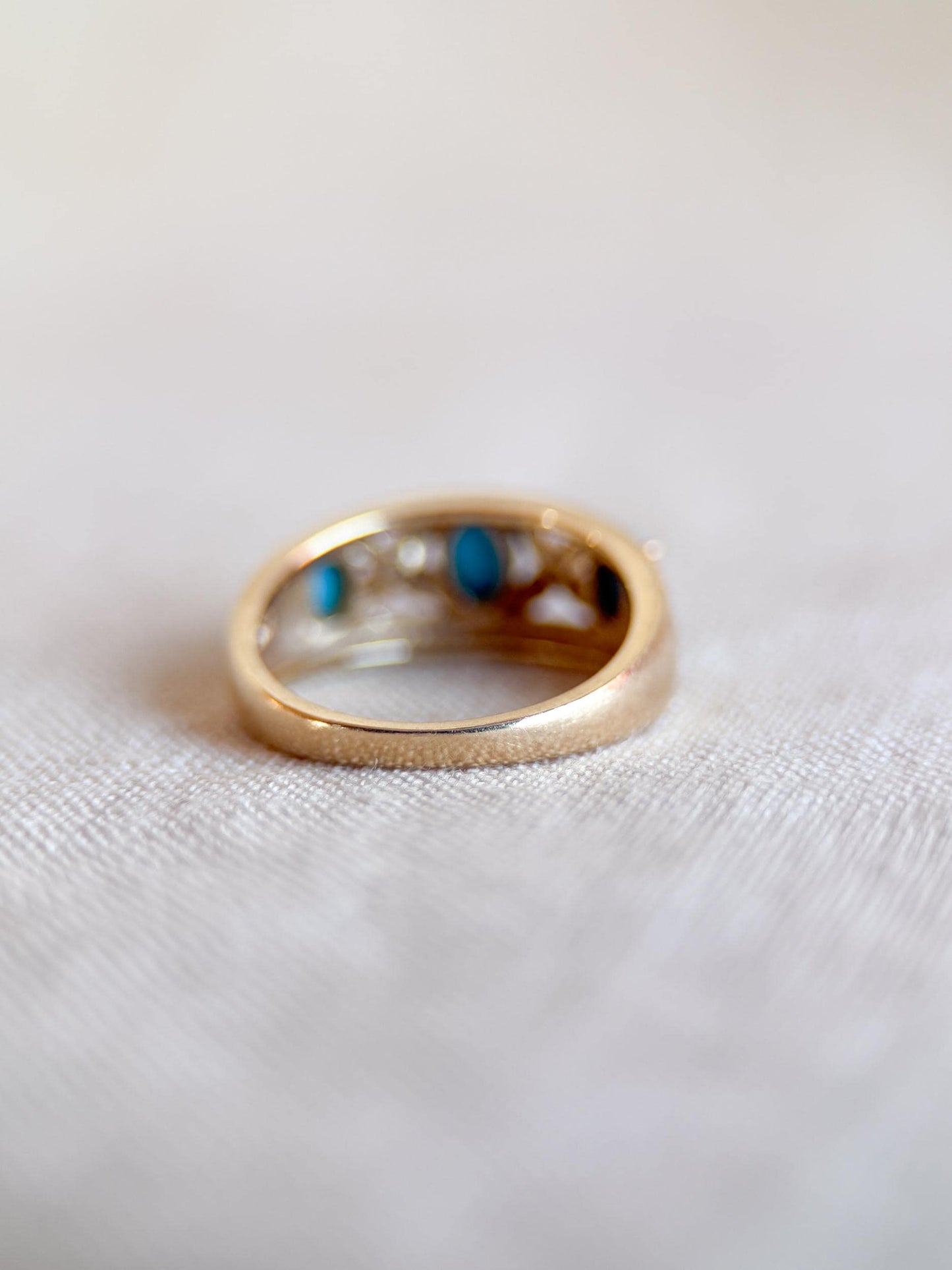 Vintage 1990s Blue Turquoise & Diamond Ring in 14k Gold - Timeless Sustainability • Vintage Fine Jewelry